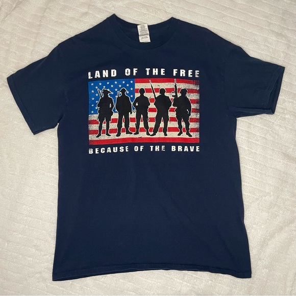 Patriotic “Land of the Free Because of the Brave” T-Shirt - Picture 1 of 4